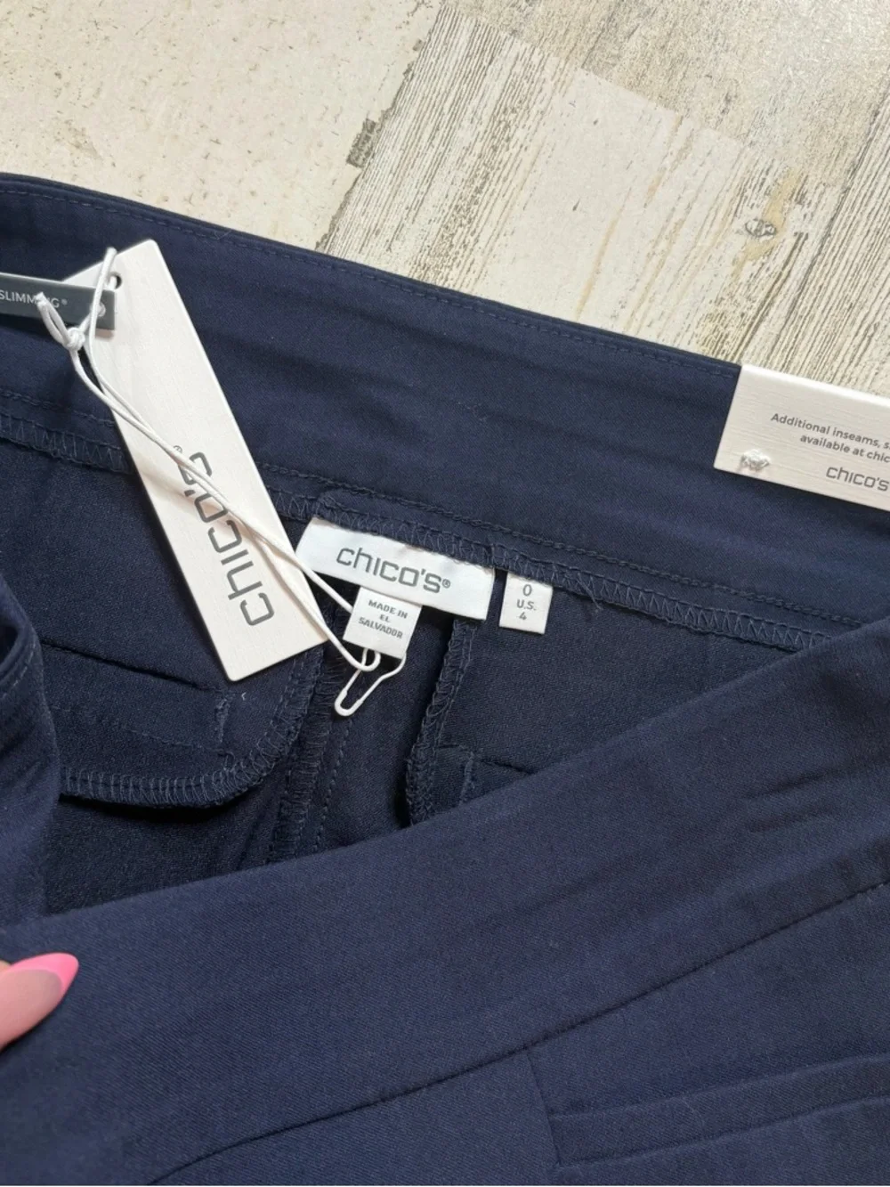 NWT Chico’s So Slimming Brigitte Slim Leg Pull On Pants Size 4 - Picture 3 of 6